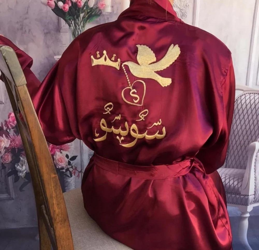 روب عروسه احمر
